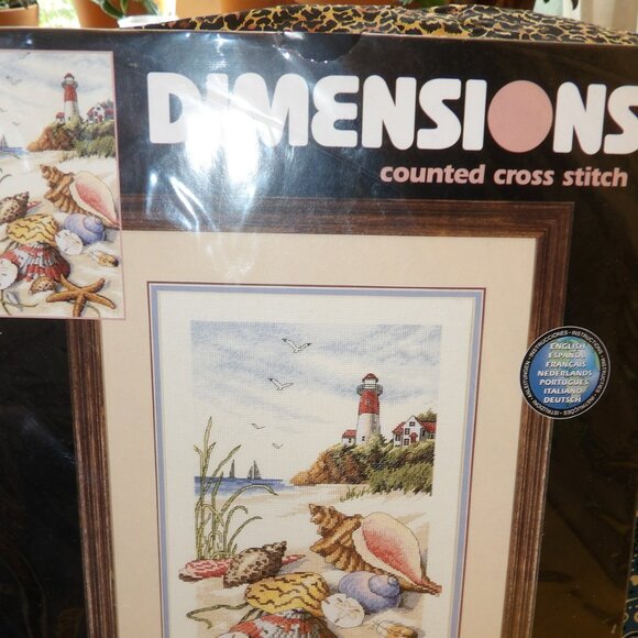 Dimensions Counted Cross Stitch #35016 Vintage 1999 Seaside Treasures Kit - Picture 2 of 2